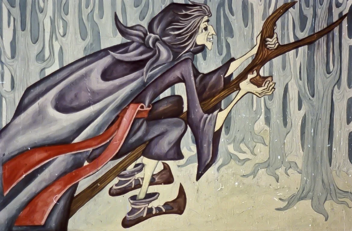 Ilustrație a unei mame vitregi care privește într-o oglindă.