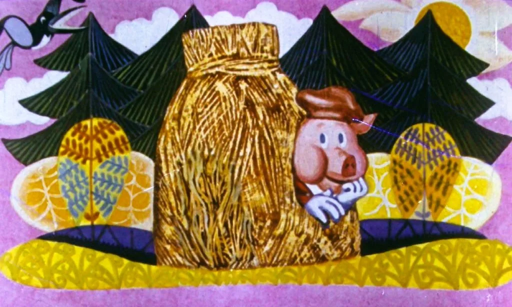 Imagine colorata cu un porc caricatural ascunzandu-se intr-un sac de paie, inconjurat de copaci si un peisaj decorativ.