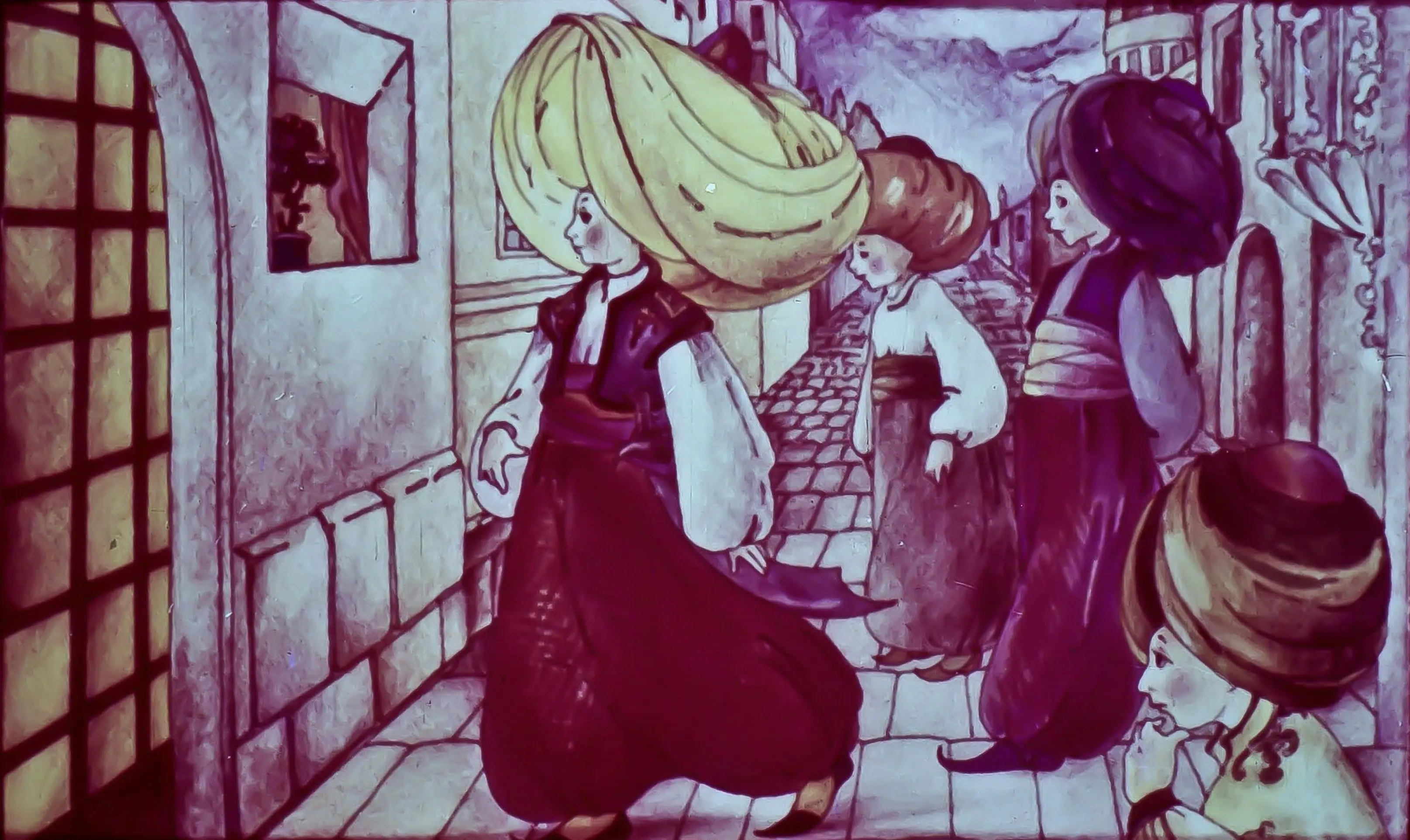 Ilustrație animată cu patru personaje îmbrăcate în costume tradiționale, fiecare având un stil de pălărie distinctiv, care se plimbă pe o stradă de piatră cu clădiri în fundal.