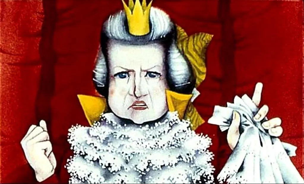 Ilustrație a unei femei cu o expresie furioasă, purtând o coroană și îmbrăcată într-o ținută festivă cu un guler de zăpadă, ținând o bucată de material în mână, pe un fundal roșu.