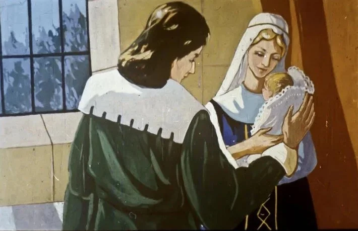 Ilustrație cu o împărăteasă care își ține pruncul în brațe, într-un cadru interior.