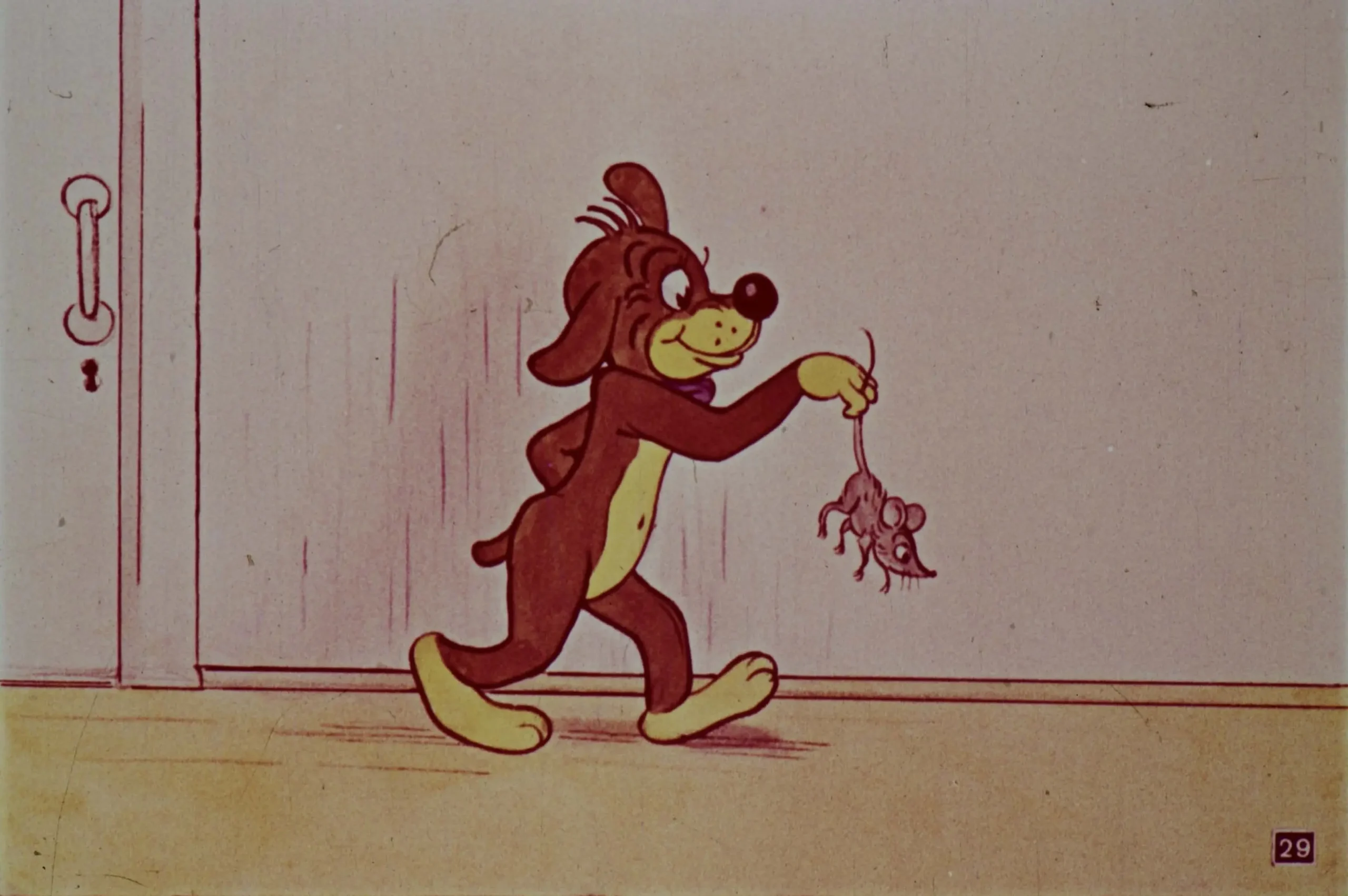 O ilustrație animată cu un câine desenat care merge și ține în labă o jucărie.