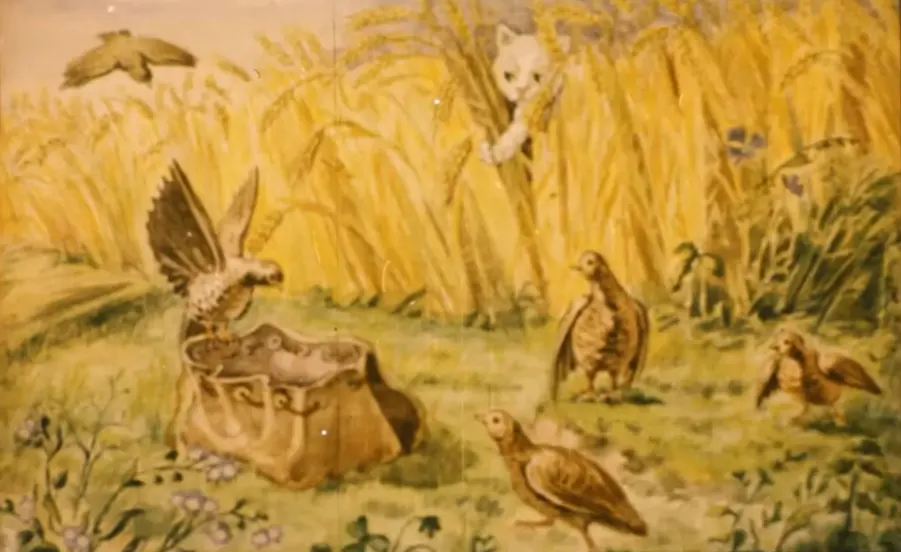 O ilustrație cu animale în natură, inclusiv o pisică, păsări și un coș, în mijlocul unor câmpuri de grău.