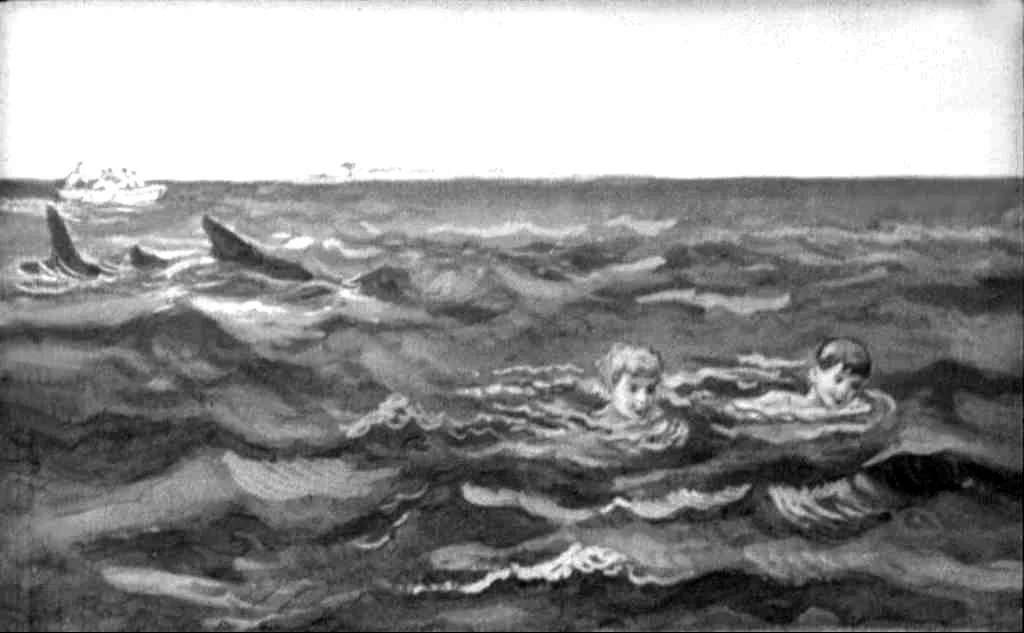 Imagine alb-negru cu doi băieți care înotă într-o mare cu valuri, iar în fundal se observă câteva forme de rechini.